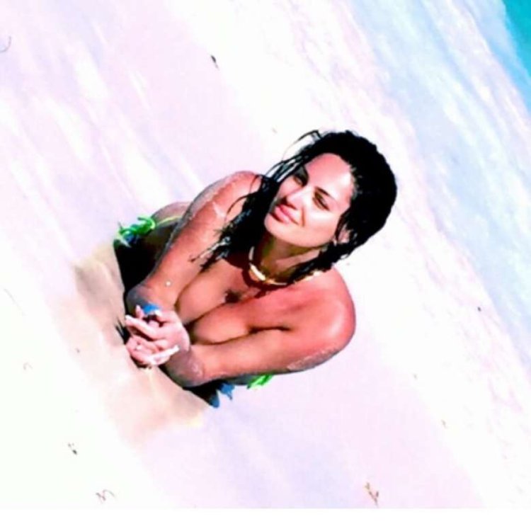 Армянская певица ева Ривас голая