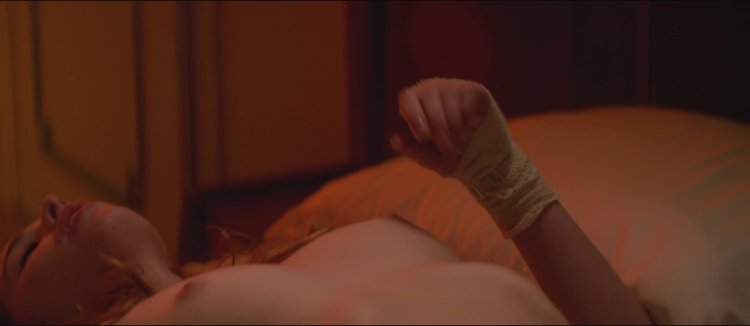 ФРЕЙА мейвор голая в фильмах