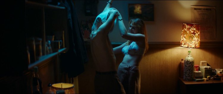 Обнаженная актриса