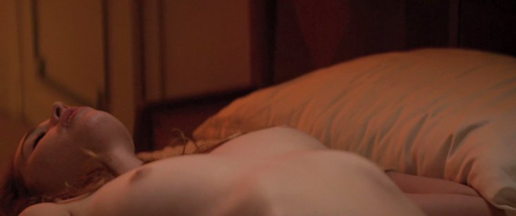 ФРЕЙА мейвор голая в фильмах