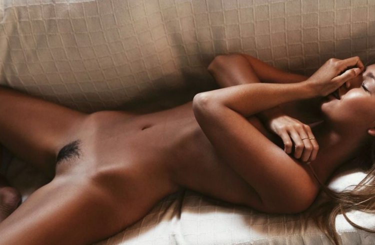 Алена Шапошникова цикава ню