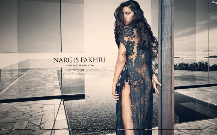 Наргис Факхри +18