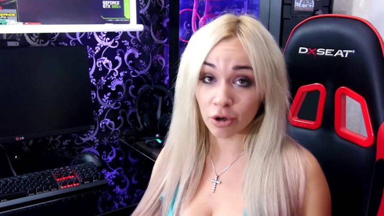 Аннет Костенко грудь