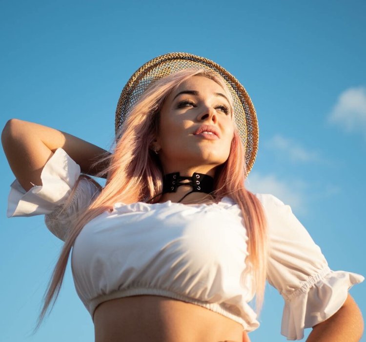 Анна annet Костенко