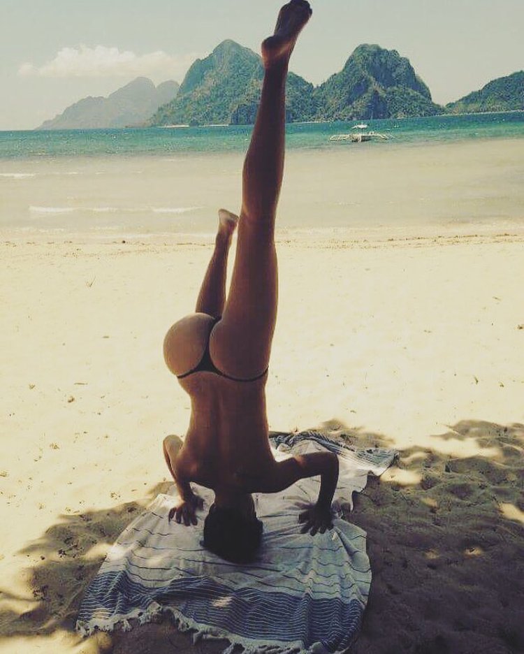 Девушка в муке