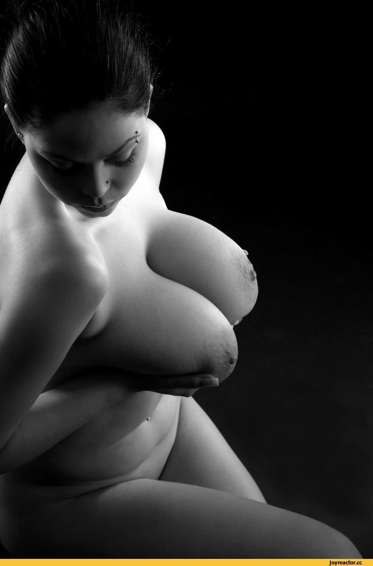 Художественное ню большая грудь