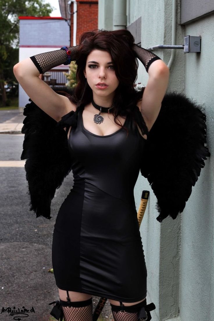 Dani Divine Dani Готическая модель