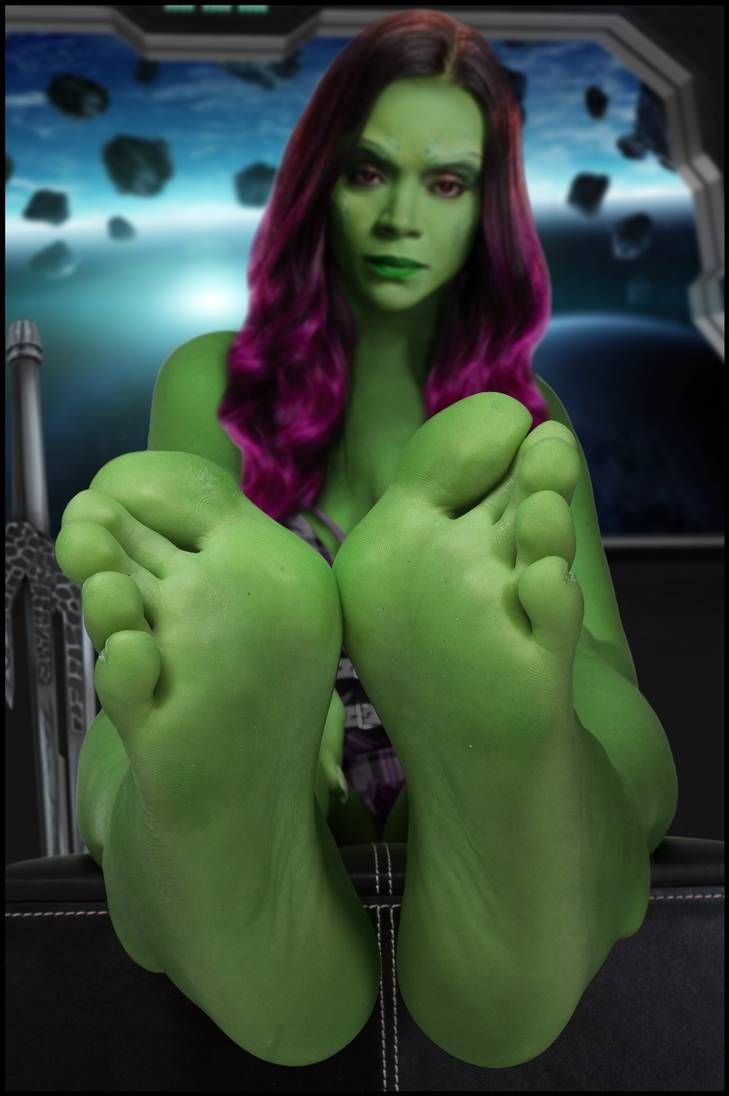 Гамора Марвел актриса в юбке