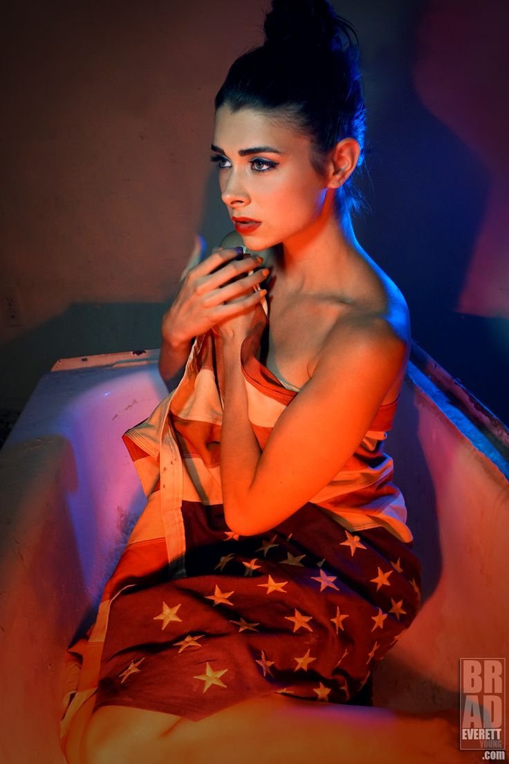 Элисон пейдж с кем встречается