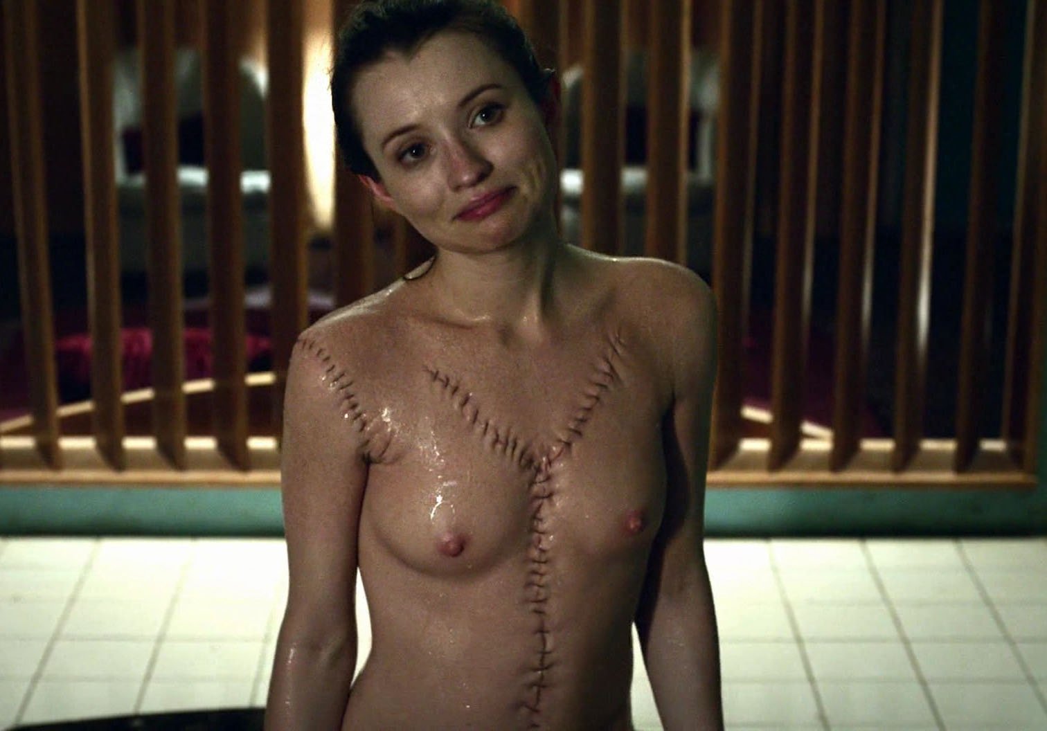 Emily browning nackt