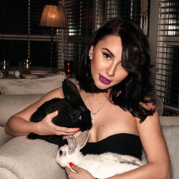 Анна Асти 2012