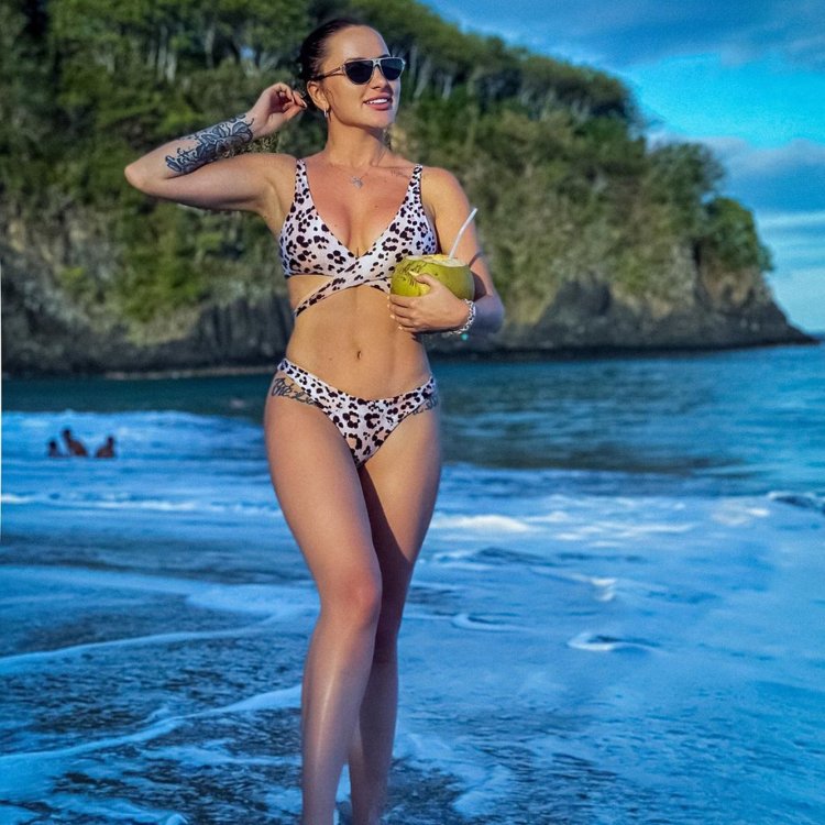 Анна асти фигура