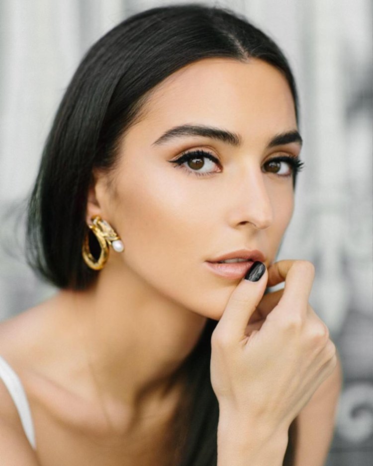 Полуармянка Полурусская