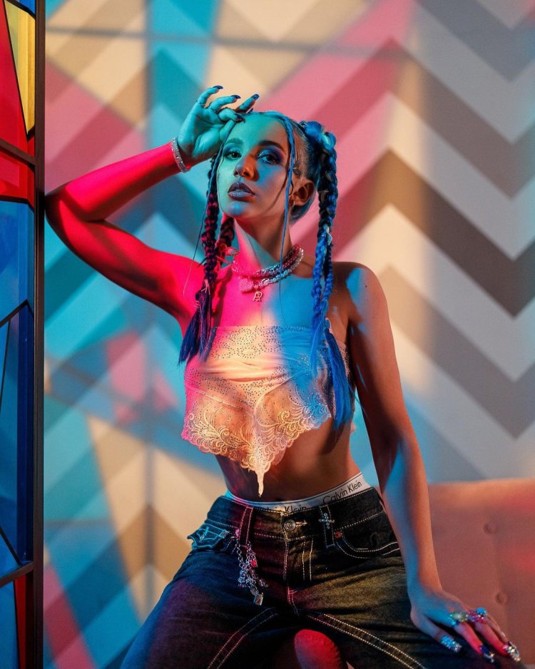 Миа Бойко 18 +