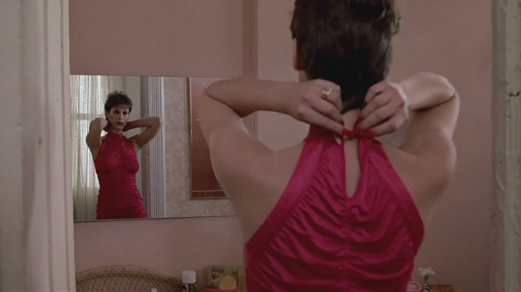 Jamie Lee Curtis эротические сцены