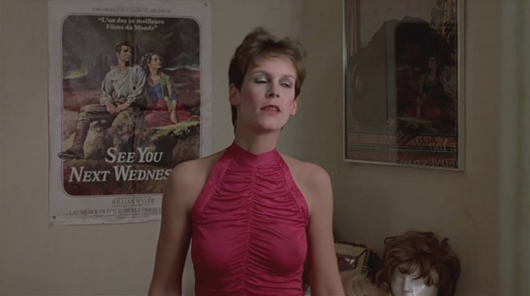 Джейми ли Кёртис топлесс