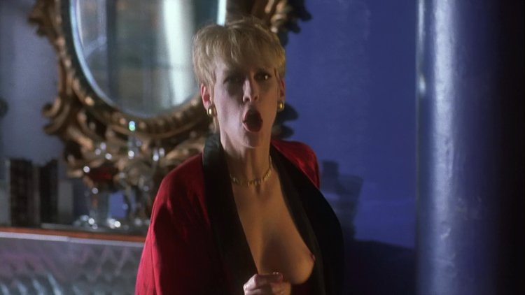 Джимми ли Кертис топлесс