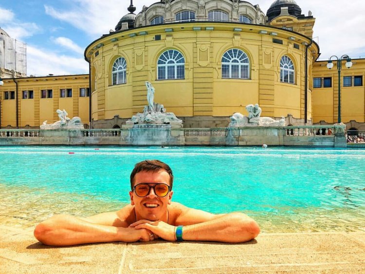 Арсений Попов голый