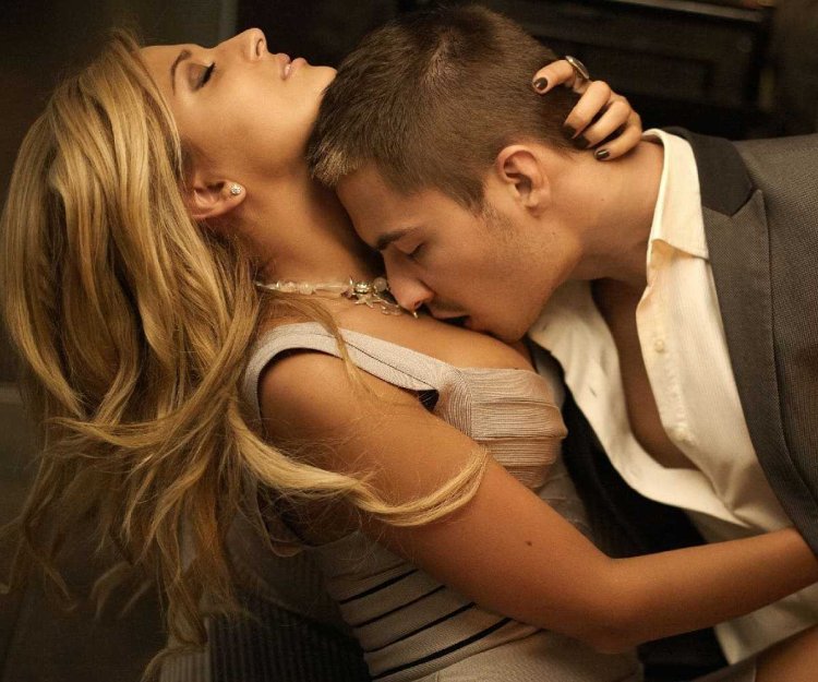 Антон Шастун фем версия