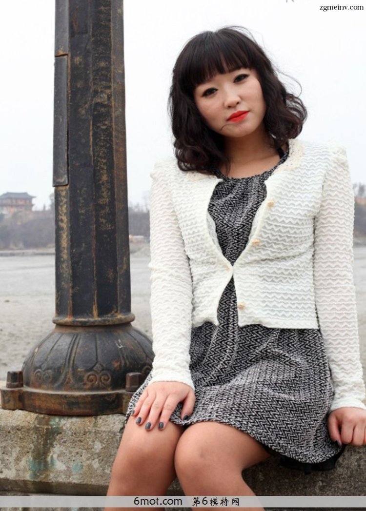 Lyna Tran модель