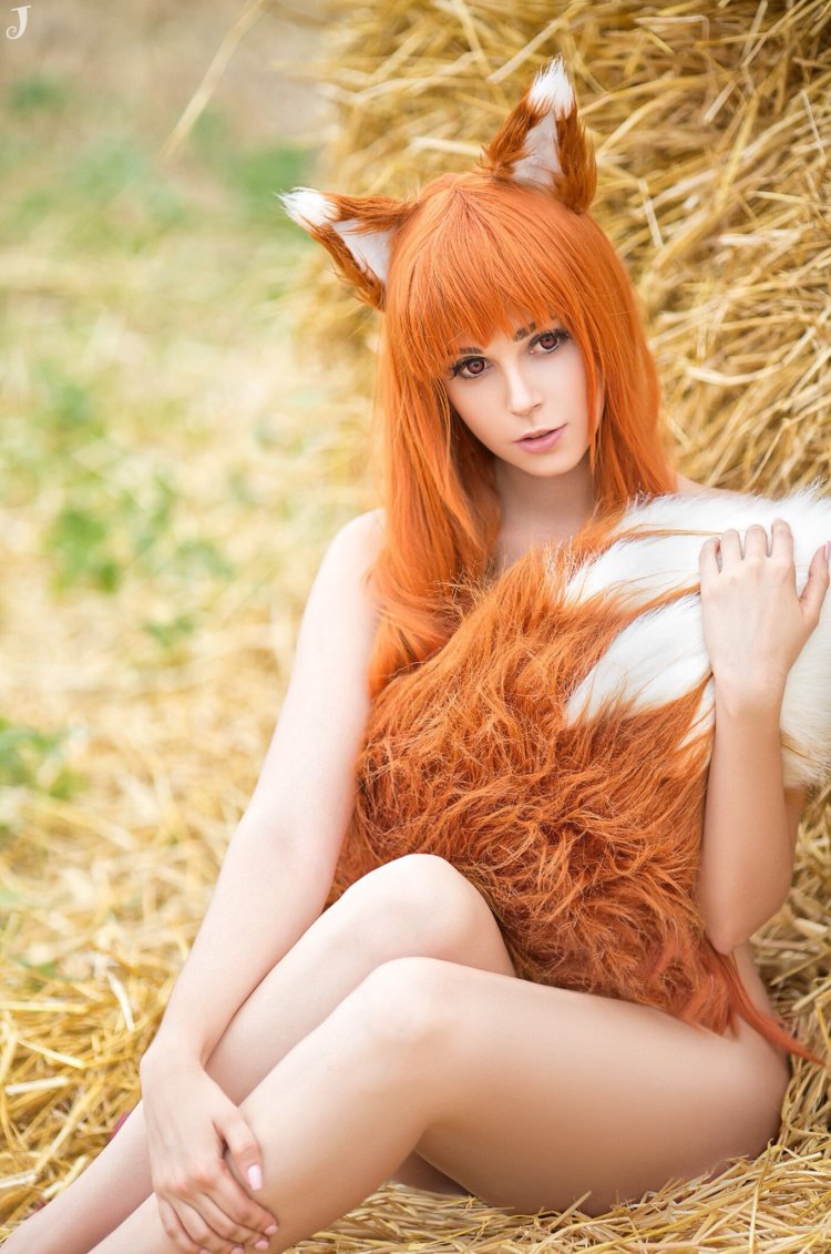 Эротичная девушка кошечка