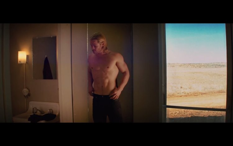 Ченнинг Татум попа