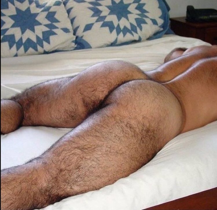 Большие волосатые мужские попки