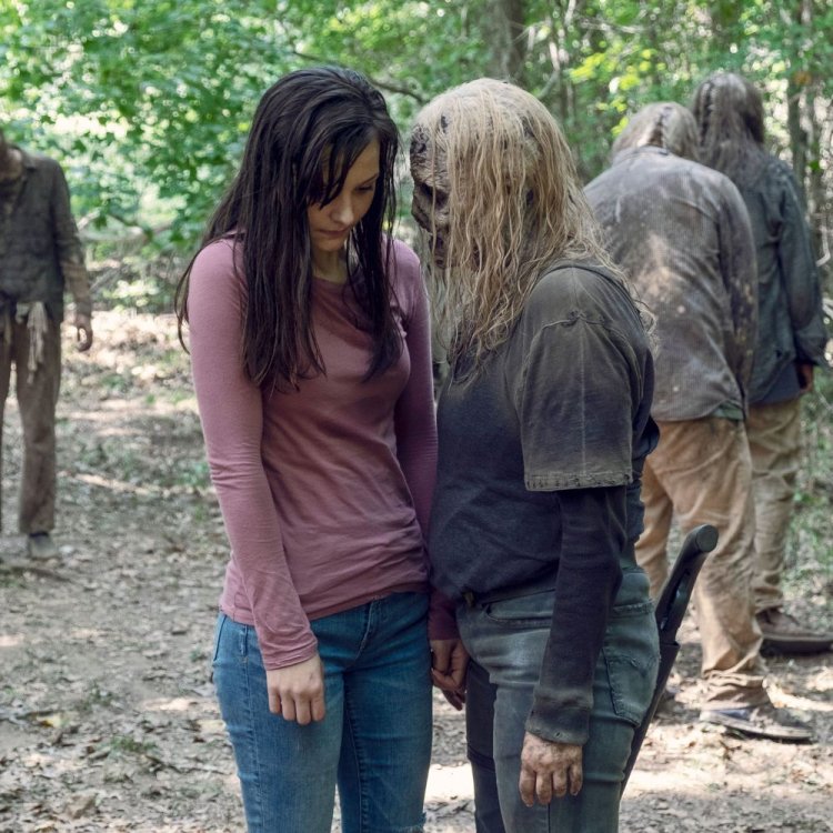 The Walking Dead голая Клементина