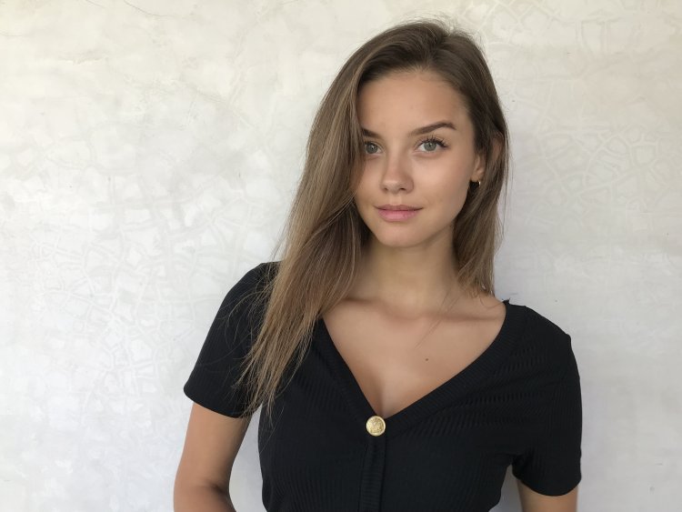 Никола Каванис горячие