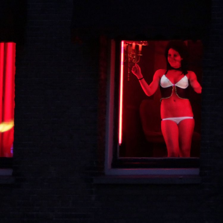 Амстердам квартал красных фонарей