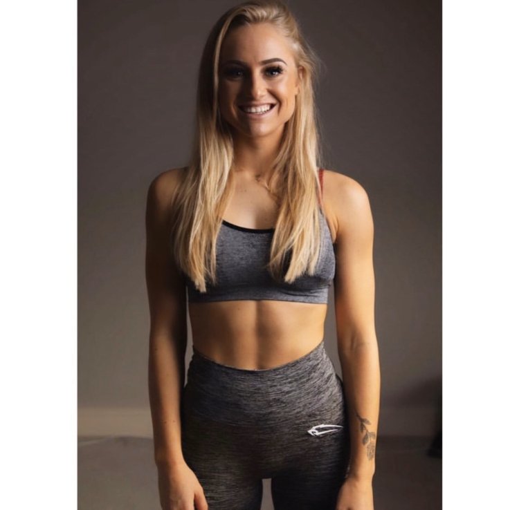 Newman Канада прыгунья с шестом