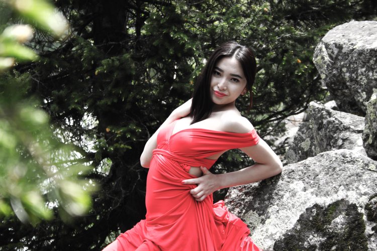 Азиатские девушки платья