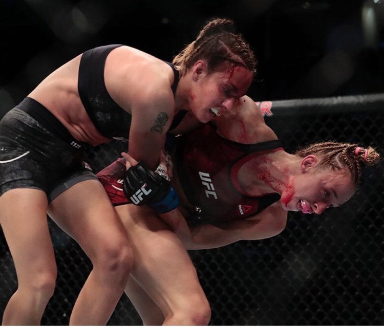 Бои женщин в Нижнем белье Лас Вегас