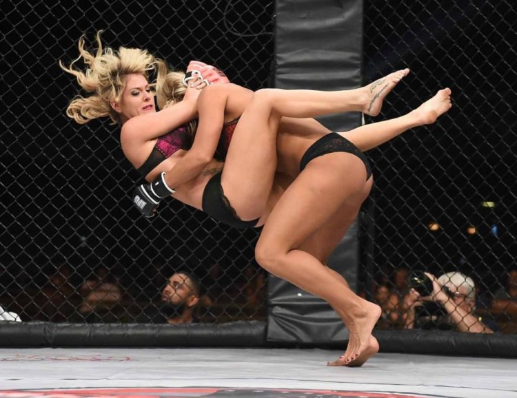 Ronda Rousey UFC бой