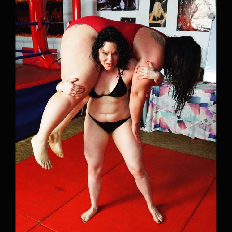 Линдсей Хейворд Lift and carry