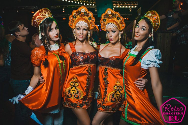 Маргарита Карева кокошник