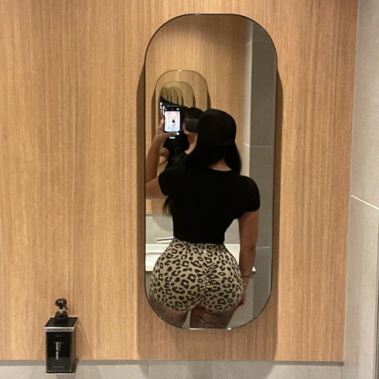 Транс Грейси Джейн голая