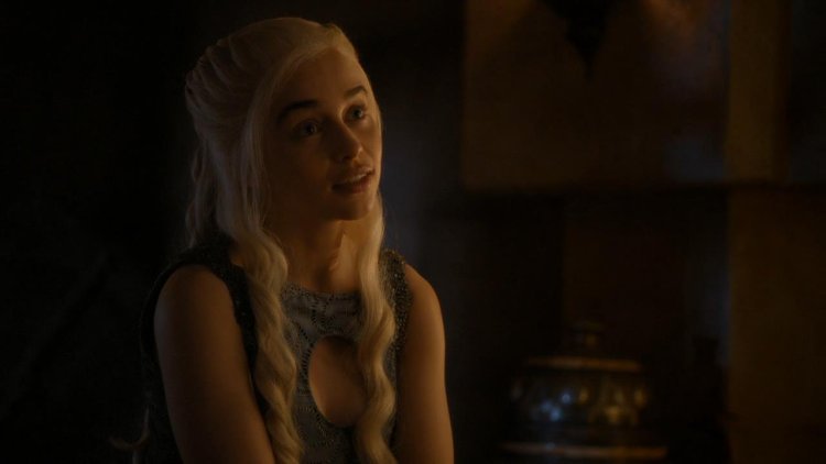 Эмилия Кларк постельные сцены