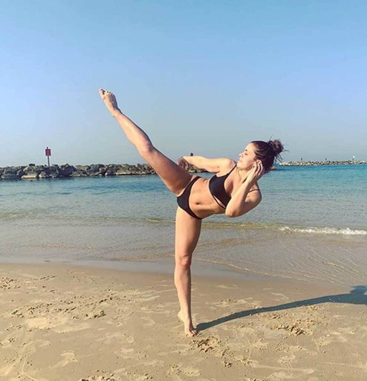 Пейдж Дамвзад