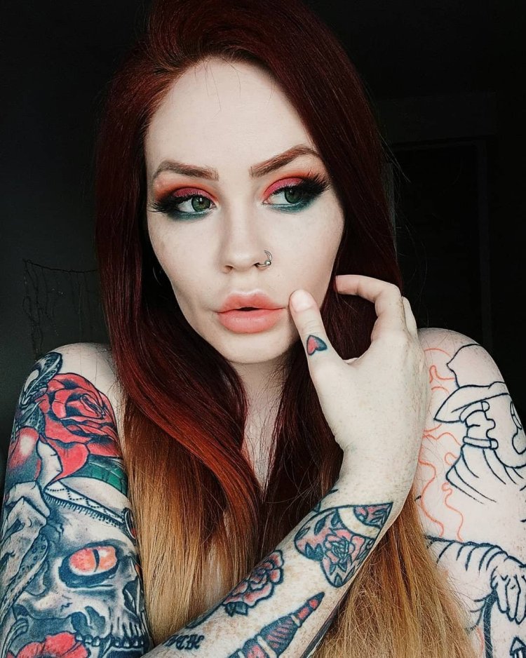 Харли Квинн актриса 18