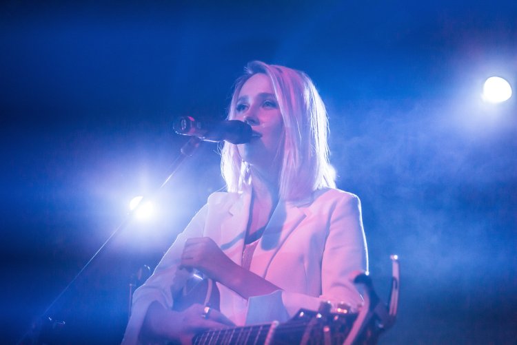 Клава Кока на Мальдивах