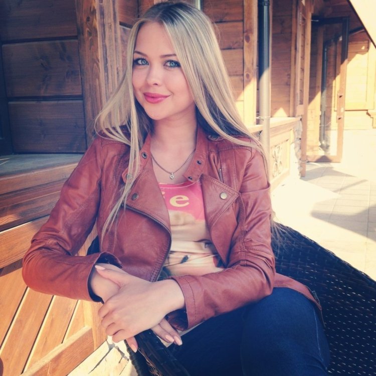 Девушки Казахстана в купальниках