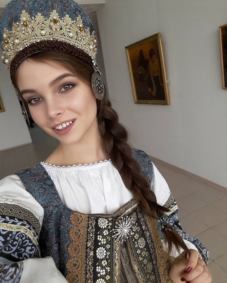 Красивые девушки из Еревана