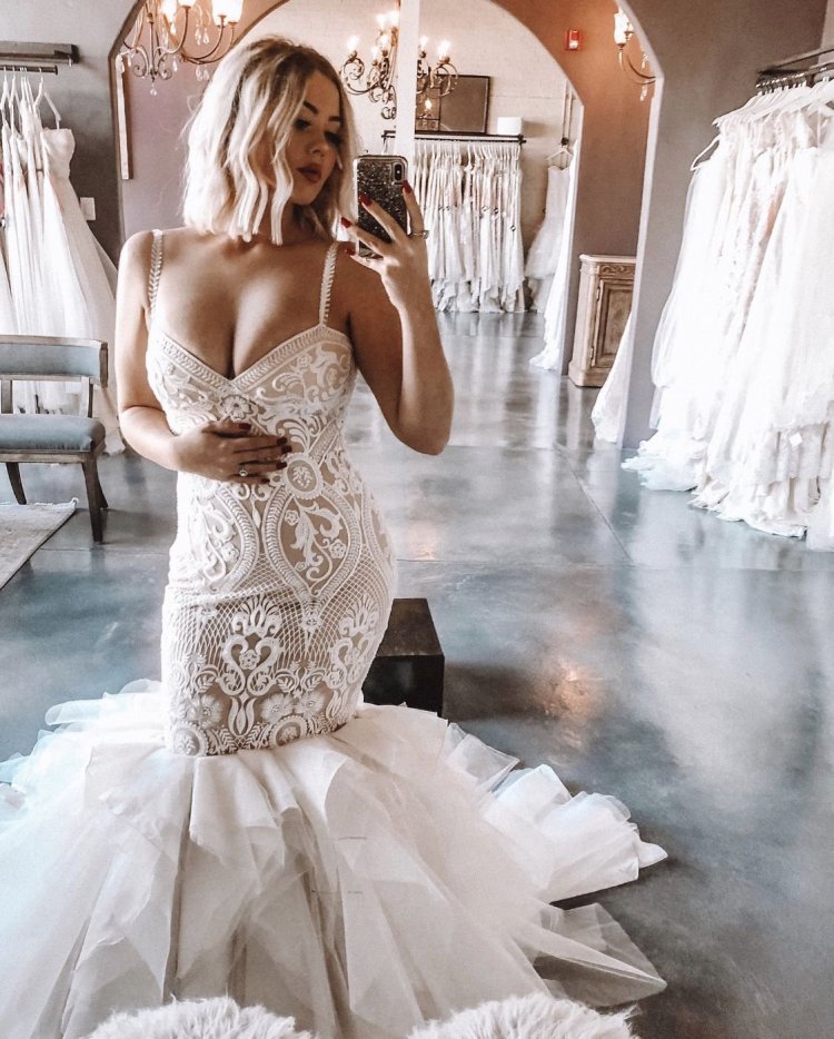 Фотосессия невесты в белье