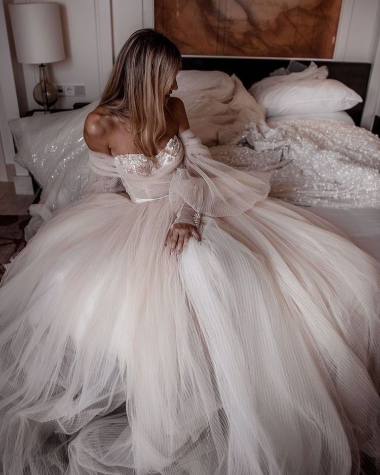 Литтл Каприс невеста