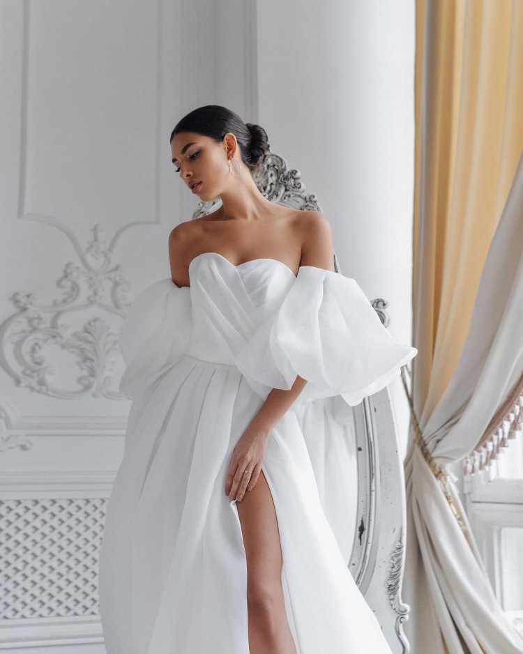 Эротичное свадебное платье