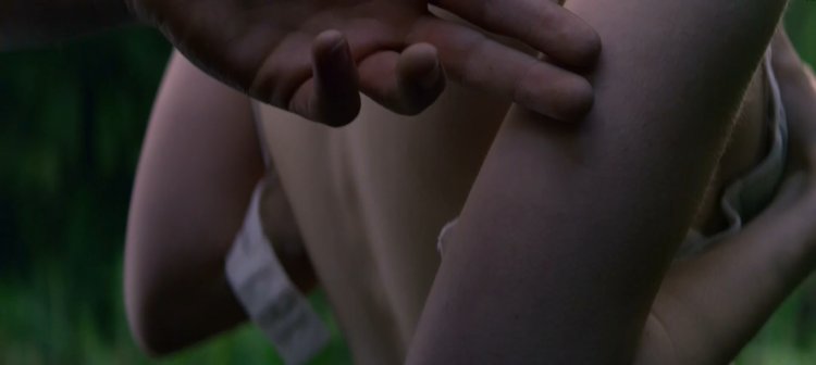 Голая Эмма Уотсон с волосатой