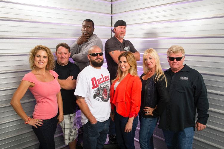 Бренди Шульц в купальнике