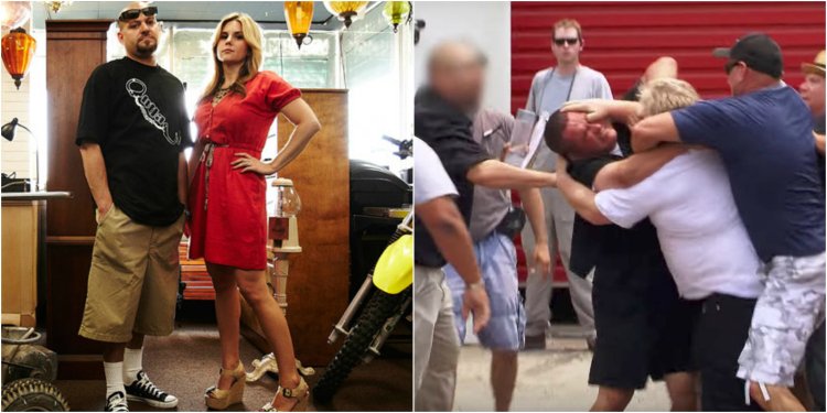 Кэссиди Гиффорд в купальнике