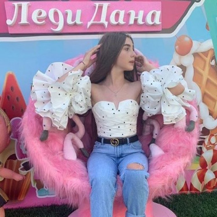 Принцесса Уэльская Диана ножки